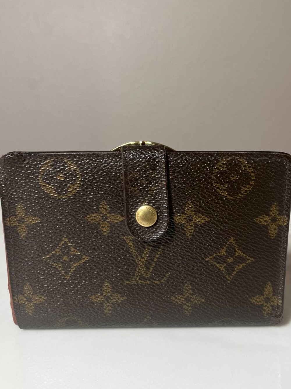 Louis Vuitton Vintage Monogram Portefeuille Viennois Kisslock M10052